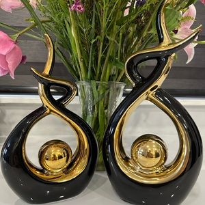 Modern Ceramic Home or Office Decoration and perfect for  any gift ideas